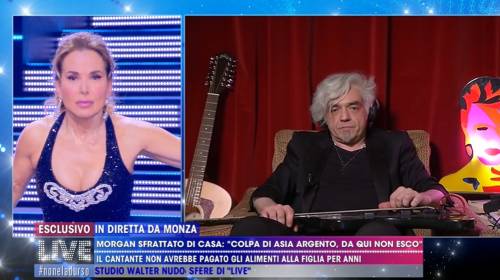 Morgan furioso con Asia Argento: "Lei è il mio manuale di tossicodipendenza"