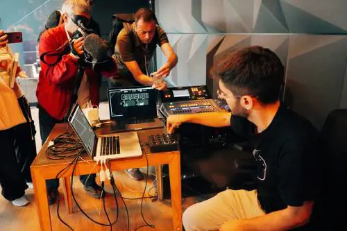 Ansaldo, una «capsula» per i talenti della musica