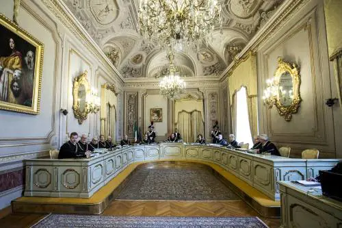 La Consulta: "Autonomia legittima ma non per intere materie"
