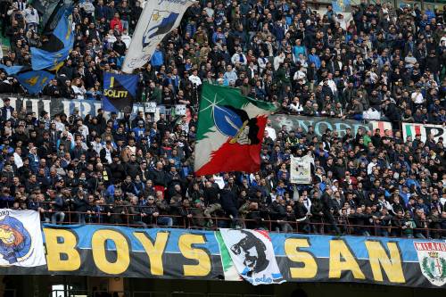 Niente Giardini Montanelli, a San Siro la festa degli ultrà