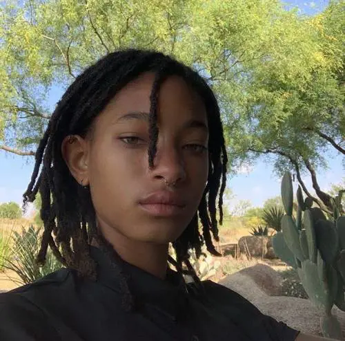 La figlia minore di Will Smith vorrebbe una relazione poliamorosa: "Amo gli uomini e le donne allo stesso modo"