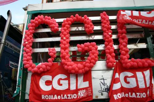 E il rosso Valentino diventò rosso Cgil