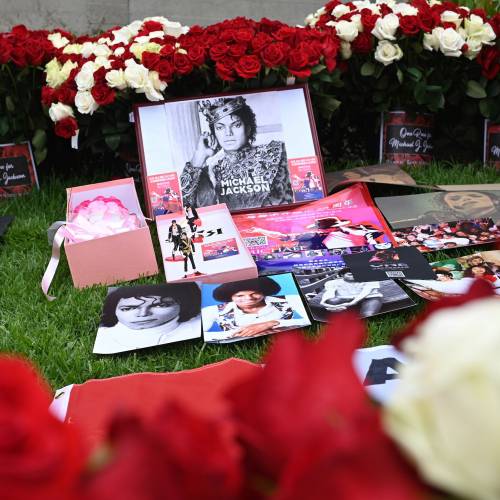 Michael Jackson ricordato dai fan: foto