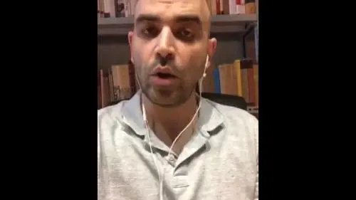 Saviano: "Conte? Pericoloso ipocrita". Poi insulta Salvini
