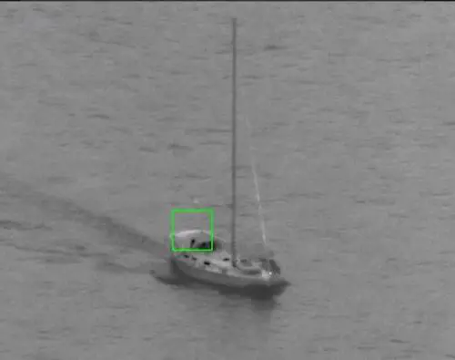 L'immagine dello yacht fornita dal canale Twitter di Frontex 