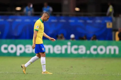 Brasile, Richarlison ha la parotite: calciatori e staff vaccinati d'urgenza