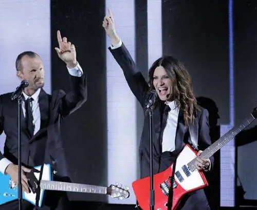 Il concerto Antonacci-Pausini scatena la bufera