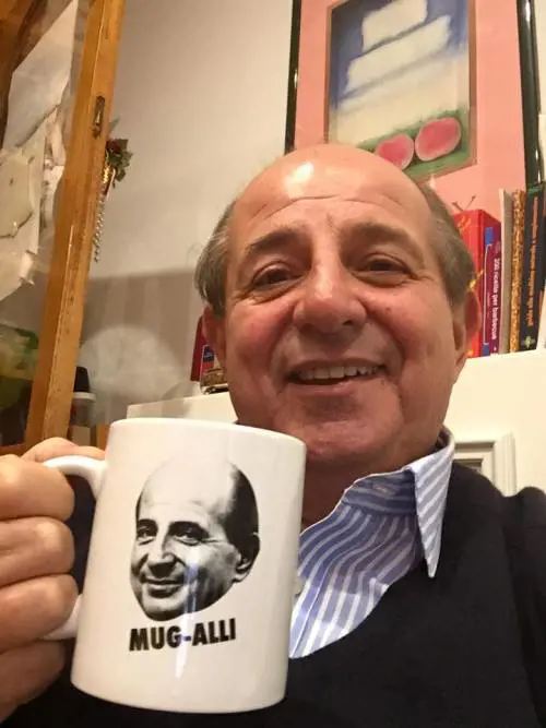 Giancarlo Magalli scrive all'ex moglie: "Continuo a volerti bene"