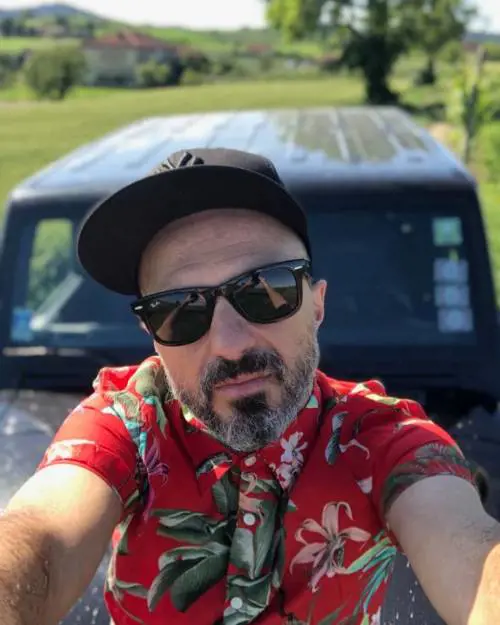 Samuel dei Subsonica operato al cuore disubbidisce ai dottori e i social lo attaccano