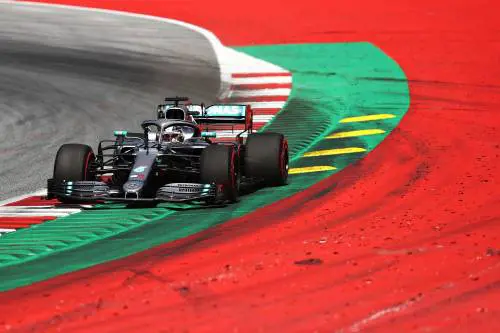 Formula Uno, Hamilton partirà quarto