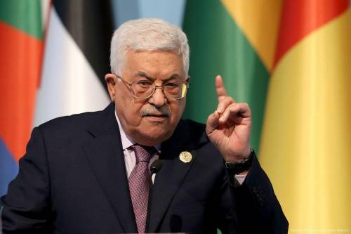 Abu Mazen minaccia (e bluffa). "Stop a tutti gli accordi di pace"