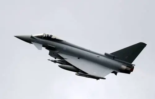 Typhoon RAF nel Pacifico: le manovre Uk con i partner Nato che preoccupano la Cina