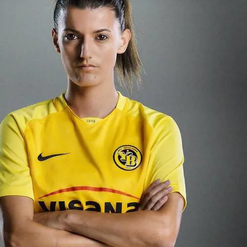Florijana Ismaili dispersa nel lago di Como: apprensione nel calcio femminile