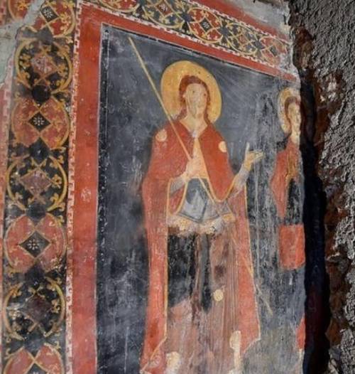 Trovato affresco medievale, rimasto nascosto per 900 anni