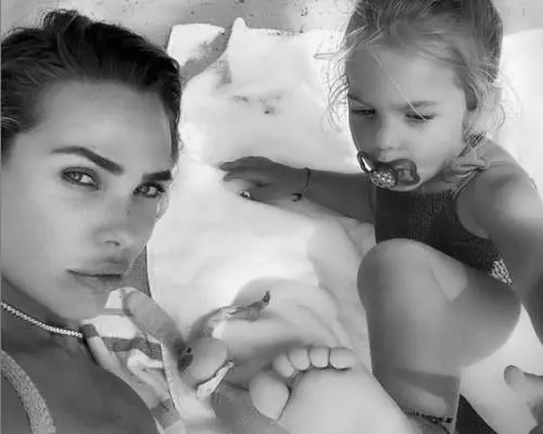 Ilary Blasi: "Lascio il Gf Vip perché non voglio annoiarmi"