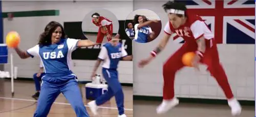 Michelle Obama colpisce con un pallone gli “attributi” di Harry Style 