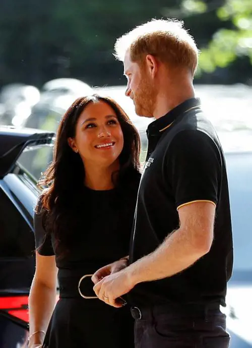 Meghan Markle romantica con il Principe Harry: foto