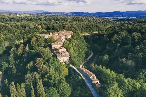 Il villaggio dei Savoia si è fermato all'anno Mille