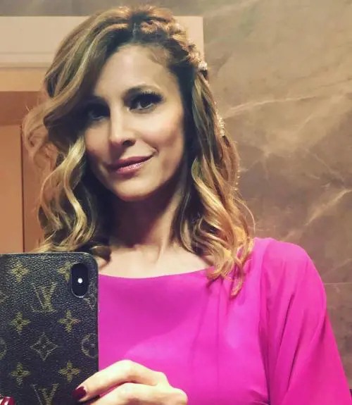 Adriana Volpe: "Se non dovessi lavorare quest'anno, che messaggio darebbe la Rai?"