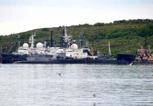 Qual era la missione del sottomarino russo in cui sono morti 14 marinai
