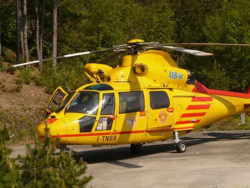 Tragedia in montagna, muore un’alpinista e due sono gravi