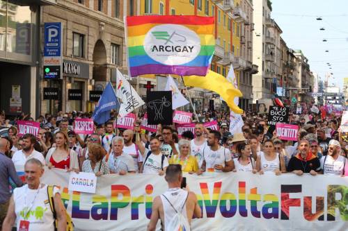 Emilia Romagna, dopo lo scandalo sugli affidi arriva la legge sull'omotransnegatività