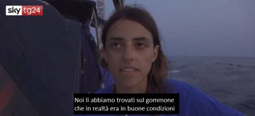 La prova che non si tratta di soccorsi. Il gommone era in buone condizioni