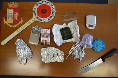 Arrestata una cittadina serba per spaccio e furto aggravato di energia elettrica