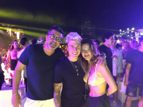 Benji in discoteca con Bella Thorne