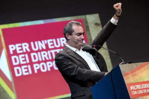 La Calabria vota in aprile. "De Magistris resti a Napoli"