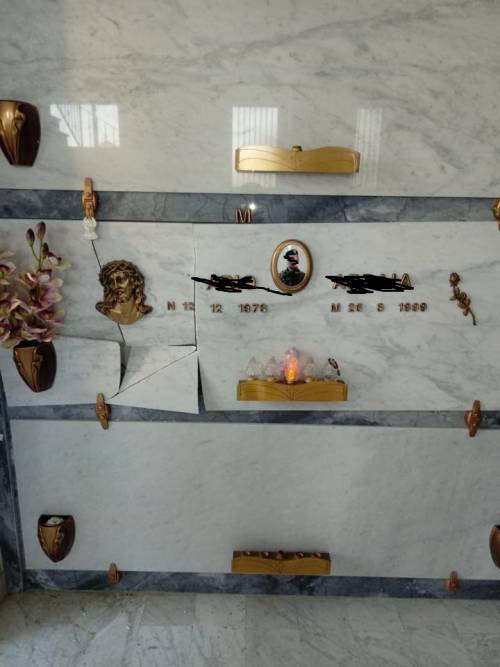 Le pessime condizioni del cimitero di Santa Maria Capua Vetere