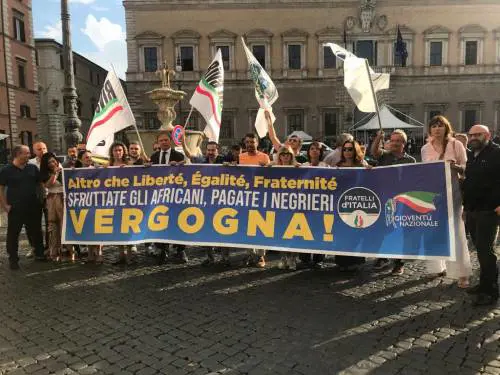 Caso Rackete, FdI contro Parigi: "L'Italia va rispettata"