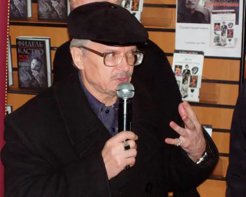 Lo scrittore russo Limonov: "Il caso Russia-Lega? Un fake"