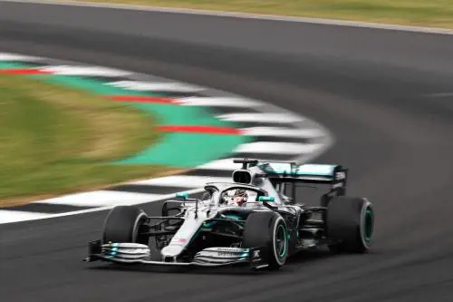 Formula Uno, ennesima doppietta Mercedes con Hamilton-Bottas. Disastro Vettel