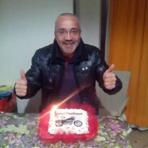 Benzinaio ancora grave dopo le botte del rom. E ora spuntano i filmati