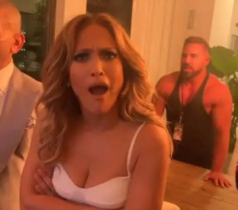 Black out elettrico a New York, sospeso il concerto di Jennifer Lopez 