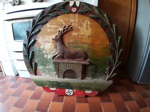 Blitz della polizia nel Nord Italia: sequestrate armi da guerra a estremisti di destra