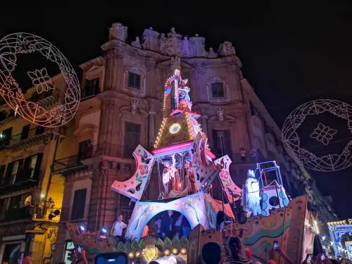 Detenuto evade durante il Festino di Santa Rosalia a Palermo. Era in permesso premio