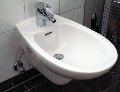 Negli Usa esplode la bidet-mania: vendite boom dal 2016
