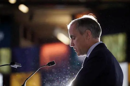 La banca Inglese rivela la nuova banconota da 50 sterline 