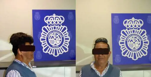 Nasconde mezzo chilo di cocaina nel parrucchino: fermato in aeroporto