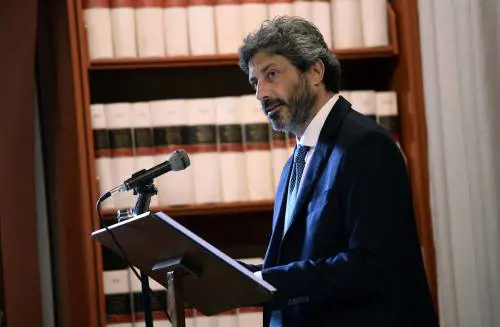 Fico si allarga: con i tavoli tecnici fa un passo avanti nel totopremier