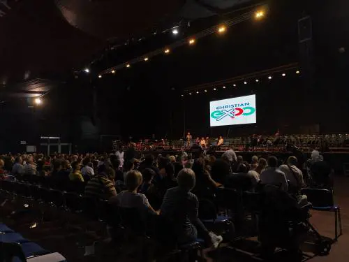 A Napoli la grande fiera cristiana