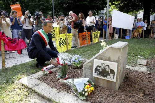 L'omaggio a Borsellino E una piazza dedicata a Emanuela e Francesca