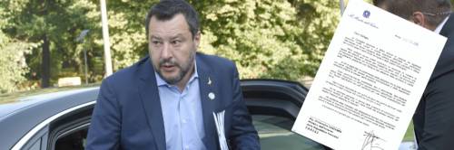 La lettera di fuoco di Salvini: inchioda Macron sui migranti