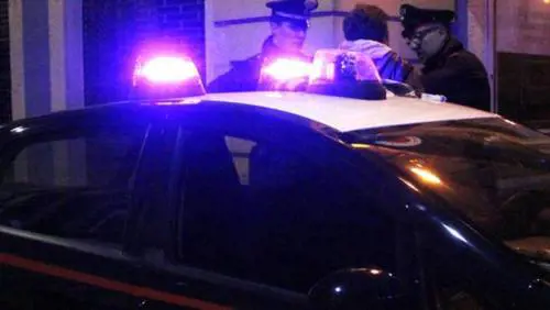 Alassio, torna armato per vendicarsi del buttafuori: preso magrebino