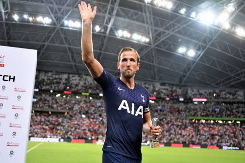 Kane punisce la Juventus con un gol da centrocampo: "Il più bello della carriera"