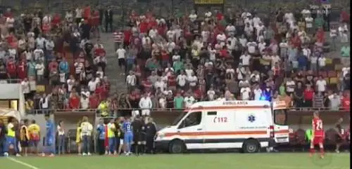 Dinamo Bucarest, choc in campo: infarto per l'allenatore Neagoe
