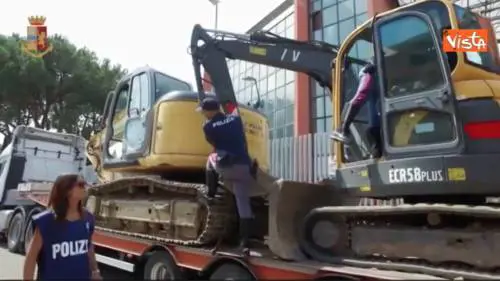 Ruba ruspa da cantiere del Comasco: romeno fermato dalla Polstrada