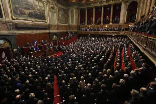 La Francia si muove per prima in Europa: commissione editori-social sul copyright